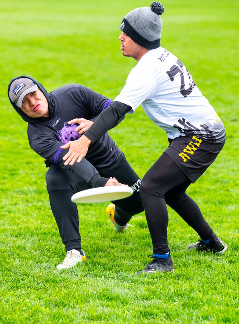 ultimate frisbee football